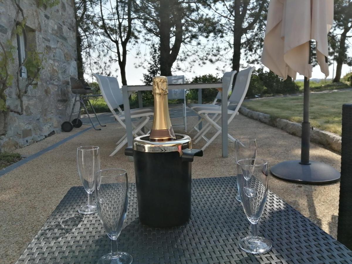 Gite De Pennenez Plomodiern Exteriör bild